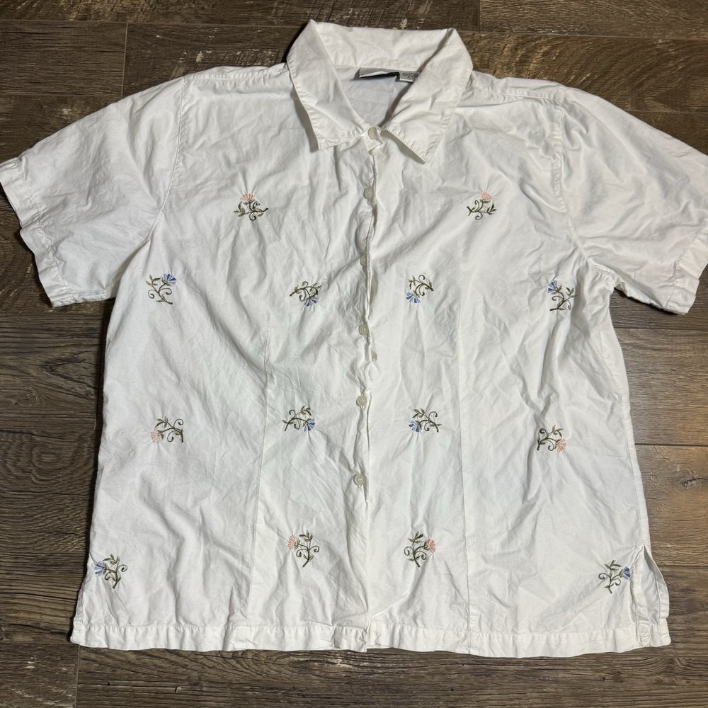 Vtg FASHION BUG Short-Sleeve Shirt 18/20 Embroidered Flowers Dainty‎ Cottagecore